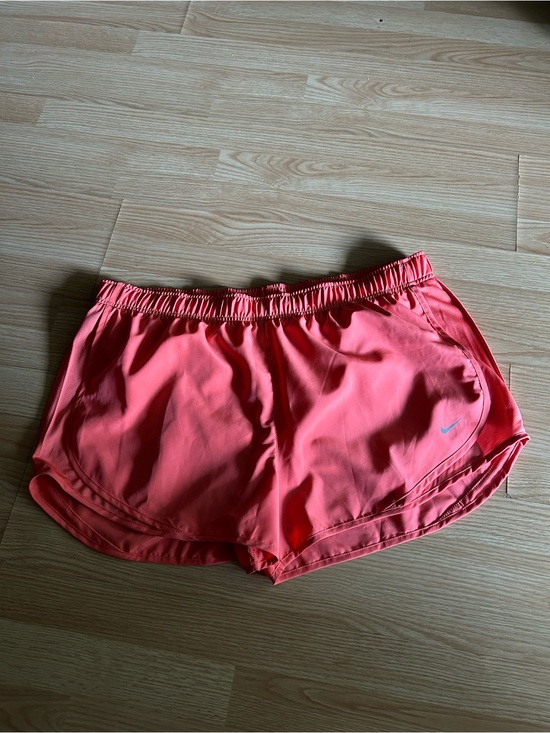 Nike Pants - NWT Nike Dri-Fit Mid Rise Tempo Running Shorts Women’s XXL